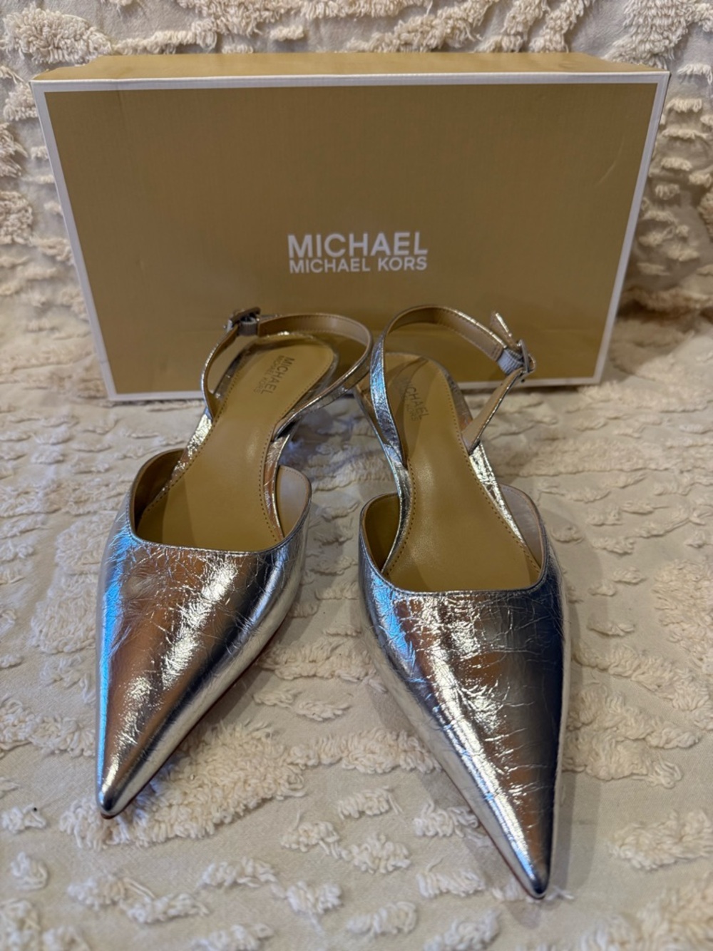 Michael Kors Metallic Silver Pointed Slingback Kitten Heels #632 - Picture 2 of 5